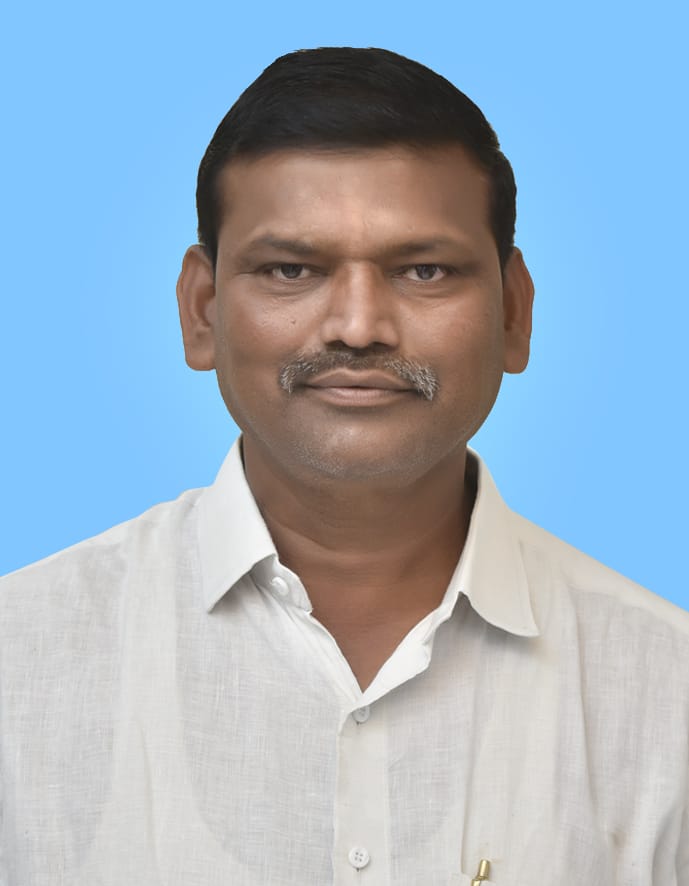 Mr. Mahesh Prakash Patwardhan